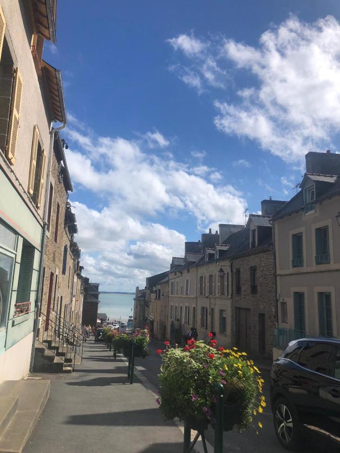 Appartement Rue Victor Hugo - Port De La Houle Cancale Exterior photo
